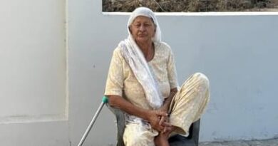 राहुल गांधी द्वारा 223 फर्जी वोट मामले में बुजर्ग चरणजीत कौर ने कहा प्रवासियों की फर्जी वोटो पर मेरी फोटो /शिकायत करने के बावजूद वोटों से नहीं हटाया फोटो!*