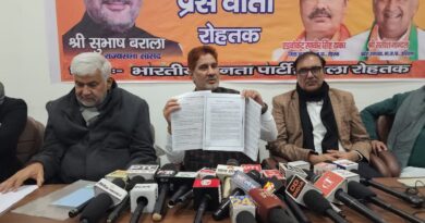 राणा ओबराय राष्ट्रीय खोज/भारतीय न्यूज, ,,,,,,,,,,,,,,,,,,,,,,, *सांसद बराला ने कांग्रेस पर बोला हमला / कहा महात्मा गांधी की ठेकेदारी लेने का कांग्रेस को नही कोई अधिकार*