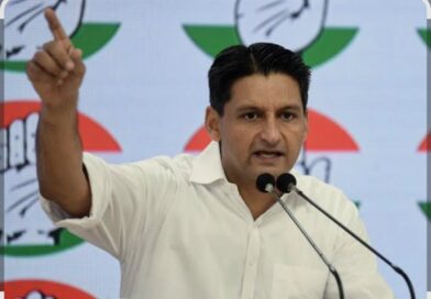 *सांसद दीपेन्द्र हुड्डा ने हरियाणा सरकार पर तंज कसते हुए कहा / HPSC हरियाणवी युवाओं के लिए सिलेक्शन कमीशन की बजाय बना रिजेक्शन कमीशन / HPSC चेयरमैन को तुरंत बर्खास्त कर किसी हरियाणवी को बनाया जाए चेयरमैन*