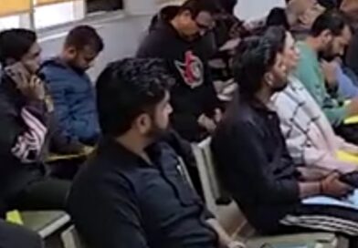 *राजस्व अधिकारियों की स्ट्राइक खत्म कराने के प्रयास शुरू!/ सोमवार को 541 टोकन में से सिर्फ 19 की हुईं डीड*