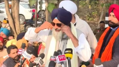 सात माह के बाद जेल से बाहर आए पंजाब के पूर्व मजीठिया, मूंछों पर ताव देकर कार्यकर्ताओं में बढाया जोश*