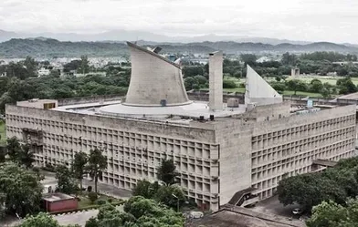 आज होगा हरियाणा विधानसभा का एक दिवसीय विशेष सत्र / पिछले 6 वर्षों में चौथी बार बुलाया विशेष सत्र*