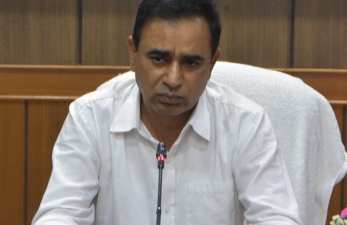हरियाणा में फिर हुआ बड़ा प्रशासनिक फेरबदल / 18 IAS तथा 3 HCS अधिकारियों के किए नियुकि एवं तबादले/ वीरेंद्र दहिया संभालेंगे स्टेट ट्रांसपोर्ट का कार्यभार*