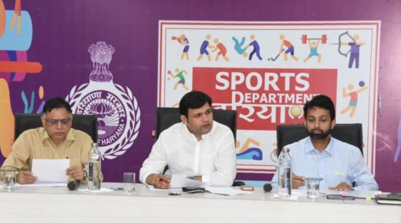खेल मंत्री गौतम अधिकारियों पर भड़के / फर्जी खेल नर्सरियों पर कड़ा एक्शन लेंने के दिये निर्देश*
