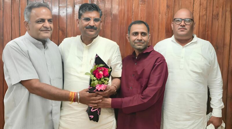 *मोदी की नीतियों से प्रभावित होकर विपक्षी दलों के नेता भाजपा की तरफ हो रहे आकर्षित : कृष्ण बेदी*