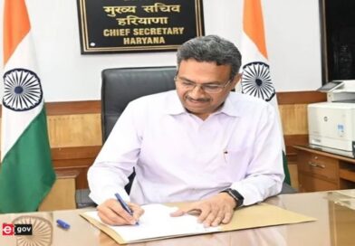 *मुख्य सचिव का बेहतरीन फैंसला / हरियाणा सिविल सचिवालय में दशकों से एक ही सीट पर जमे सहायकों को बदलने से कर्मचारी खुश / सुपरिंटेंडेंट की लिस्ट का इंतजार*
